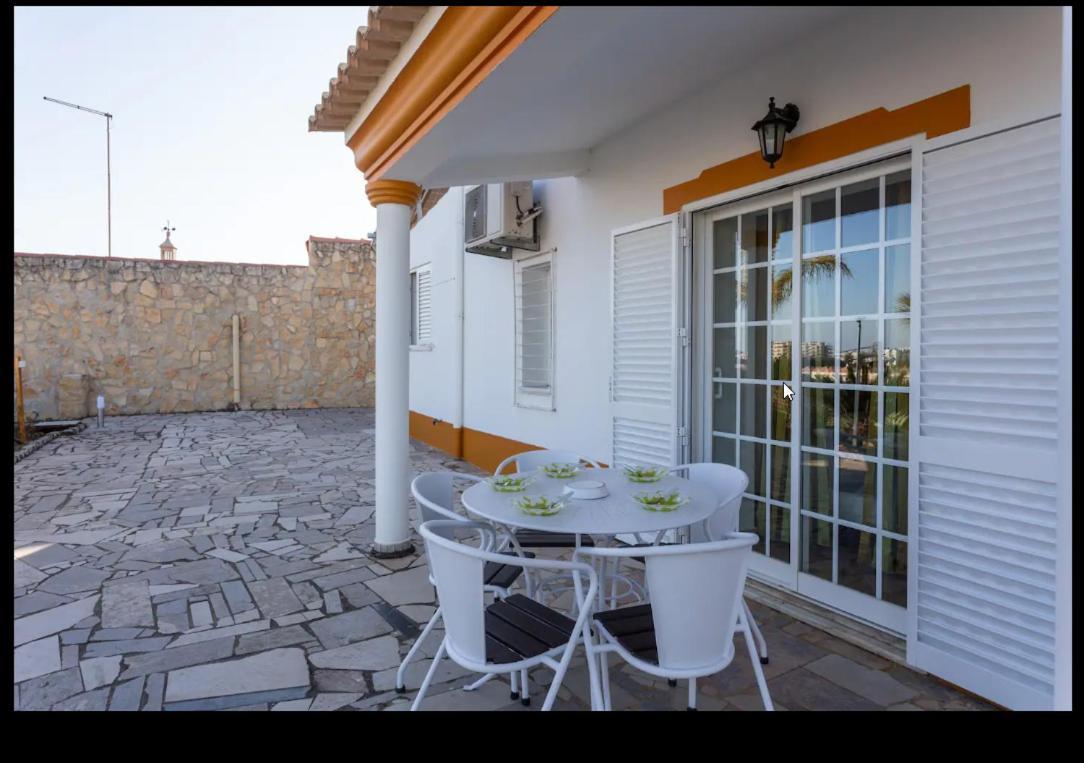 Blife Moustachya Private Rooms FAO Dış mekan fotoğraf